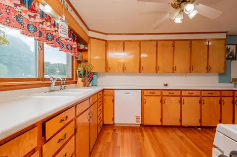 Kitchen - 891 Main St, Corinth, ME 04427 photo 3 of 6
