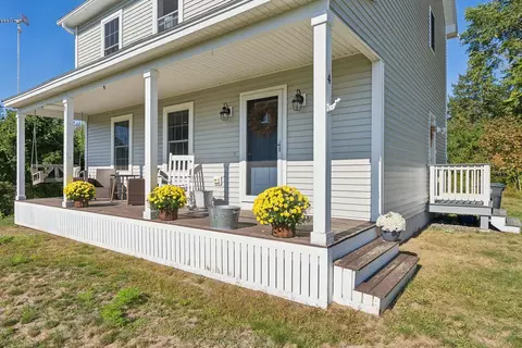 Exterior - 4 Captain Thomas Dr, Windham, ME 04062 photo 3 of 11