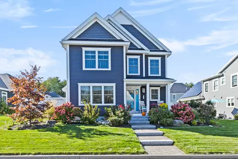 5 Lary Falls Dr, Scarborough, ME 04074