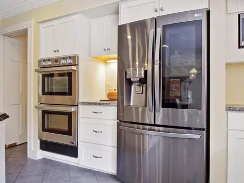 Kitchen - 16 Davis Point Rd, Wayne, ME 04284 photo 5 of 13