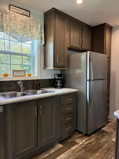 Kitchen - 308 Garland Rd, Exeter, ME 04435 photo 6 of 8