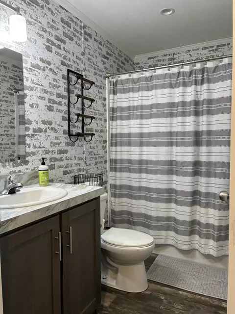 Bath - 308 Garland Rd, Exeter, ME 04435 photo 4 of 4