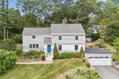 19 Rocky Hill Rd, Cape Elizabeth, ME 04107