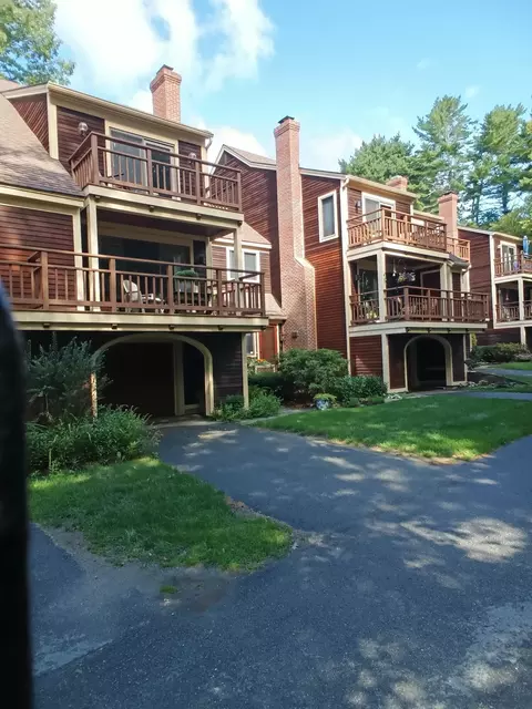 13 Harbor Dr Apt Unit UNIT 13, Lincolnville, ME 04849