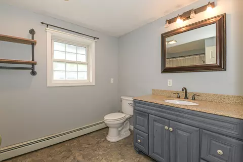 Bath - 73 Colonial Cir, Harrison, ME 04040 photo 3 of 4