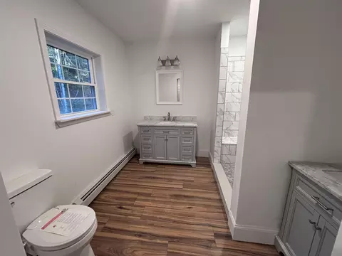 Bath - 222 Thorndike Rd, Unity, ME 04988 photo 4 of 18
