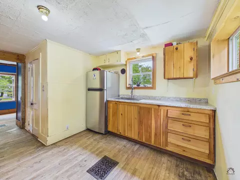 Kitchen - 25 Taylor St, Augusta, ME 04330 photo 3 of 5