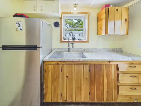 Kitchen - 25 Taylor St, Augusta, ME 04330 photo 4 of 5