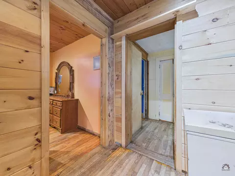 Entry Way - 25 Taylor St, Augusta, ME 04330 photo 3 of 6