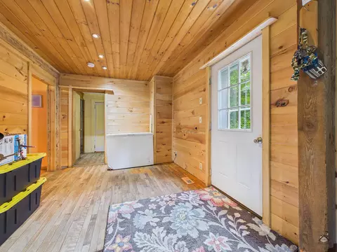 Entry Way - 25 Taylor St, Augusta, ME 04330 photo 6 of 6