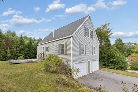 Exterior - 29 Riverside Rdg, Windham, ME 04062 photo 5 of 12