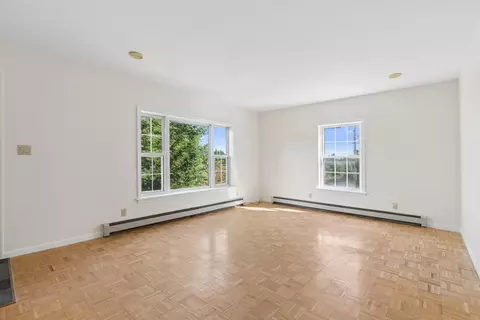 Living - 29 Riverside Rdg, Windham, ME 04062 photo 6 of 8