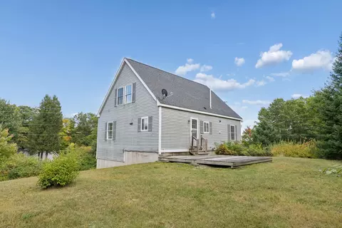 Exterior - 29 Riverside Rdg, Windham, ME 04062 photo 8 of 12
