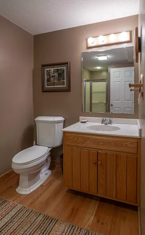 Bath - 33 Sunset Ln #2B, Rangeley, ME 04970 photo 1 of 3