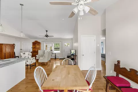 Dining - 4 Prospect St, Bath, ME 04530 photo 3 of 5