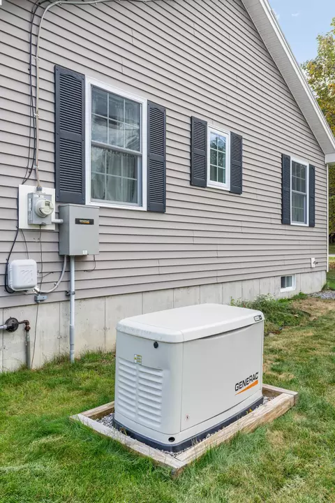 Exterior - 4 Prospect St, Bath, ME 04530 photo 2 of 13