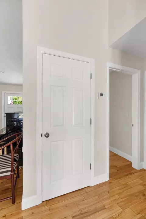 Entry Way - 4 Prospect St, Bath, ME 04530 photo 3 of 6