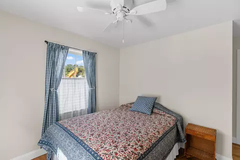 Bedroom - 4 Prospect St, Bath, ME 04530 photo 6 of 17