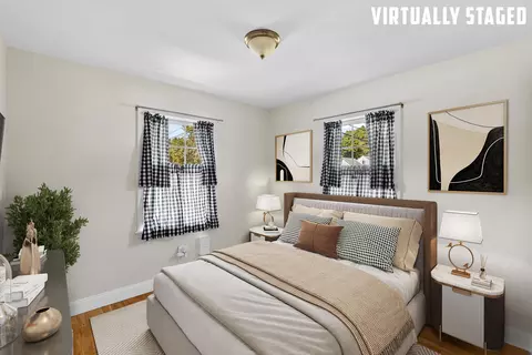 Bedroom - 4 Prospect St, Bath, ME 04530 photo 9 of 17