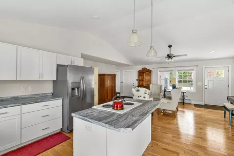 Kitchen - 4 Prospect St, Bath, ME 04530 photo 2 of 4