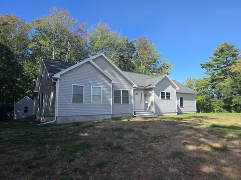 32 Elmwood Ave, Scarborough, ME 04074