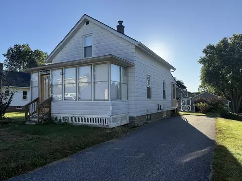 50 Jones Ave, Lewiston, ME 04240