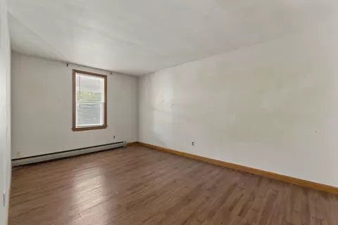 Living - 12 Swan St, Augusta, ME 04330 photo 2 of 4
