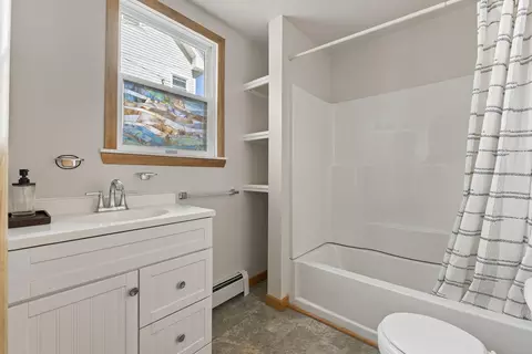 Bath - 12 Swan St, Augusta, ME 04330 photo 2 of 2