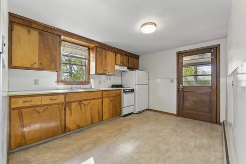 Kitchen - 12 Swan St, Augusta, ME 04330 photo 3 of 5