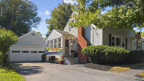 97 Providence Ave, South Portland, ME 04106
