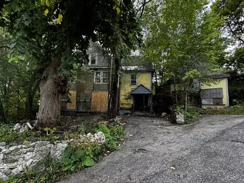 103 Washington St, Rumford, ME 04276