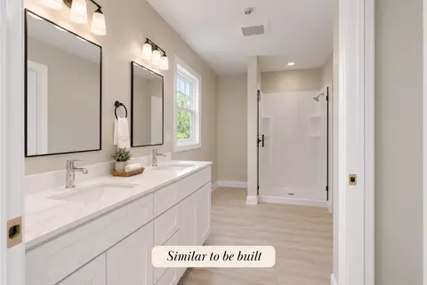 Entry Way - 4 Frontier Dr, Windham, ME 04062 photo 5 of 6