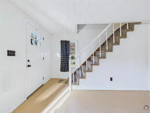 Entry Way - 191 School St, Unity, ME 04988 photo 3 of 5