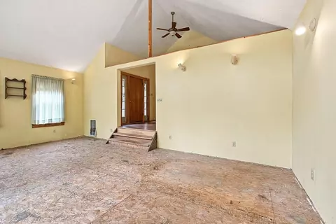 Living - 559 Abbott Rd, Winslow, ME 04901 photo 8 of 8
