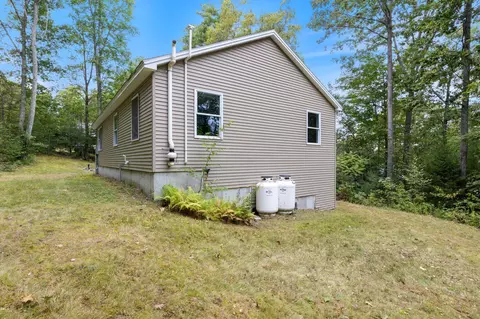 Exterior - 20 Fox Run Rd, Gray, ME 04039 photo 6 of 9