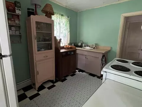 Kitchen - 59 Bedford St, Bath, ME 04530 photo 3 of 4