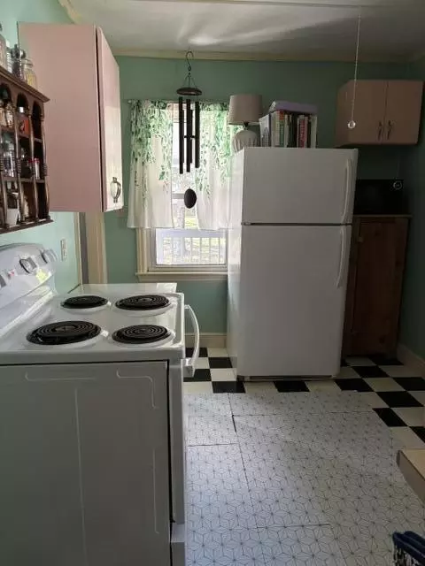 Kitchen - 59 Bedford St, Bath, ME 04530 photo 1 of 4
