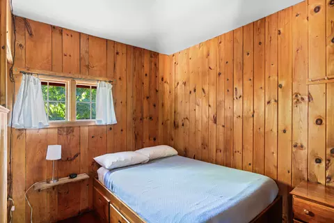 Bedroom - 4 5 Sandy Ln, Phippsburg, ME 04562 photo 1 of 13