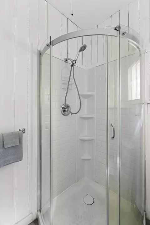 Bath - 4 5 Sandy Ln, Phippsburg, ME 04562 photo 2 of 4