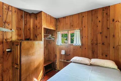 Bedroom - 4 5 Sandy Ln, Phippsburg, ME 04562 photo 2 of 13