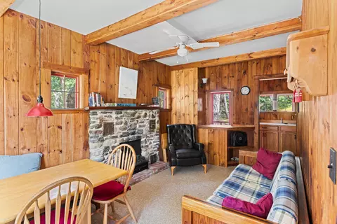 Living - 4 5 Sandy Ln, Phippsburg, ME 04562 photo 1 of 10
