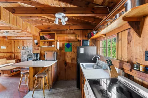 Kitchen - 4 5 Sandy Ln, Phippsburg, ME 04562 photo 9 of 11