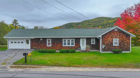 73 Ridge Rd, Peru, ME 04290
