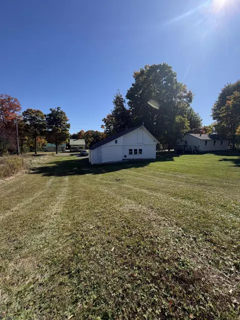 Exterior - 3095 W Chapman Rd, Mapleton, ME 04757 photo 3 of 4