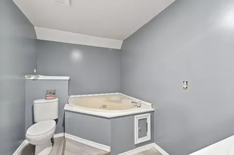 Bath - 20 Spaulding Dr, Stratton, ME 04982 photo 4 of 5