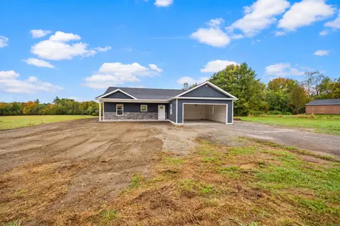 Exterior - 38 Webb Rd, Waterville, ME 04901 photo 2 of 3