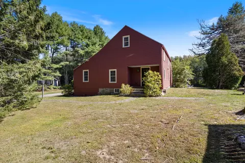 Exterior - 2 Plummer Ln, Kennebunk, ME 04043 photo 9 of 9