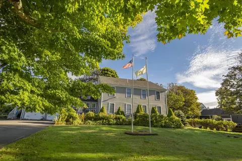 19 Shackford St, Eastport, ME 04631