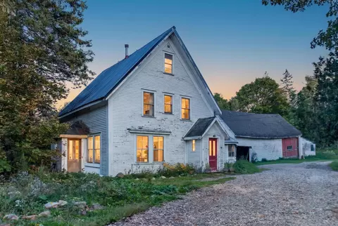 72 Carson Rd, Calais, ME 04619