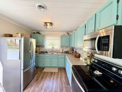 Kitchen - 410 Bog Rd, Hermon, ME 04401 photo 1 of 4
